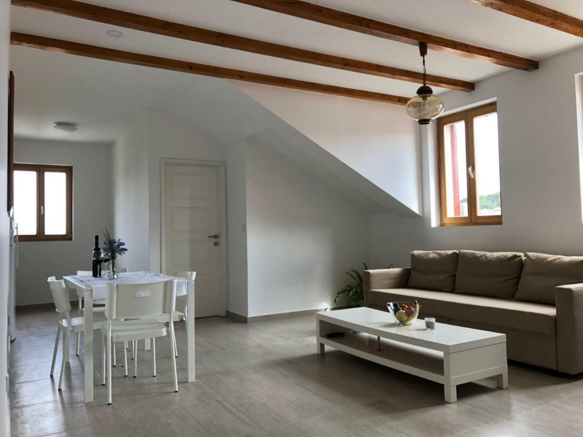 Buga Apartment In Center Of Mali Lošinj Εξωτερικό φωτογραφία